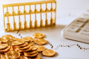 钯金和黄金走势的关联是什么？这种关联对投资组合有何影响？