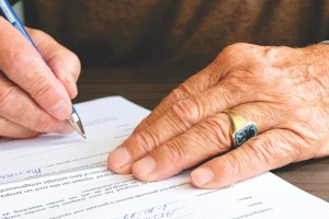 生育定点医院怎么办理：如何办理生育定点医院？办理时需要注意哪些问题？
